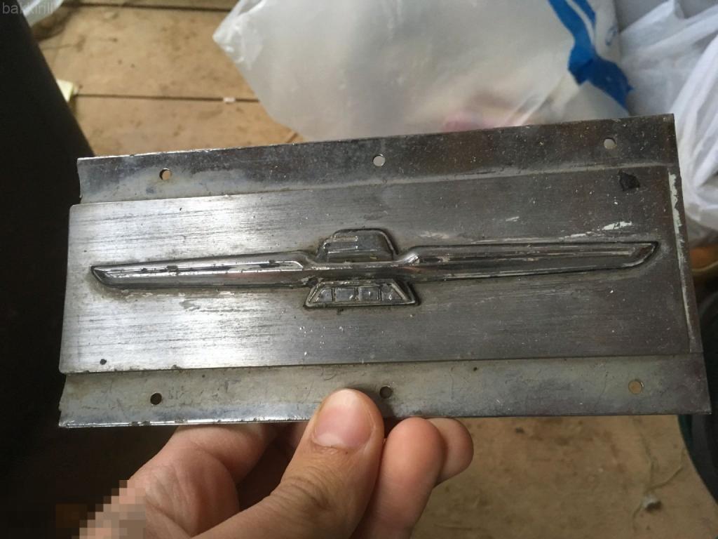 Эмблема шильдик Ford thunderbird