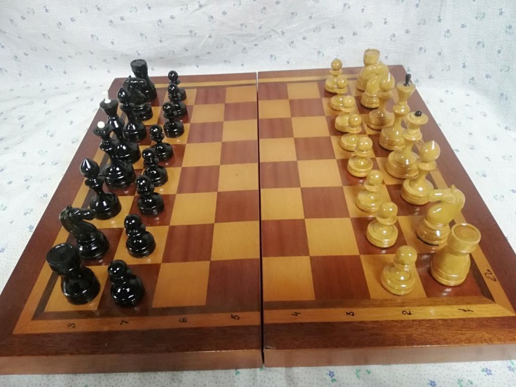 Шахматы СССР Доска 39 *39 см. Инкрустация