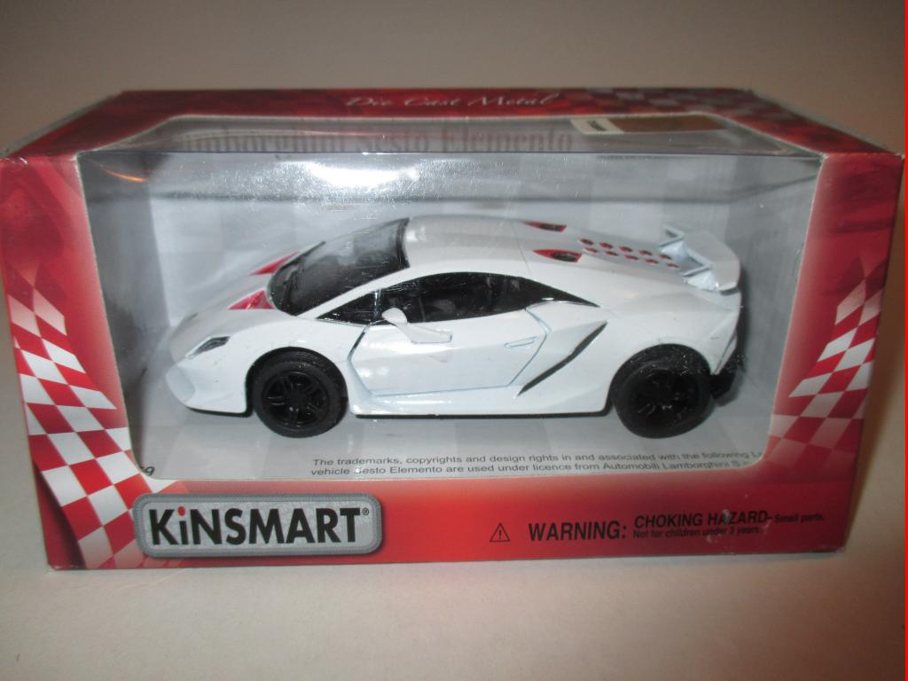 модель авто Lamborghini Sesto Elemento / Ламборгини Сесто Элементо ( Kinsmart ) Читайте Описание!!!