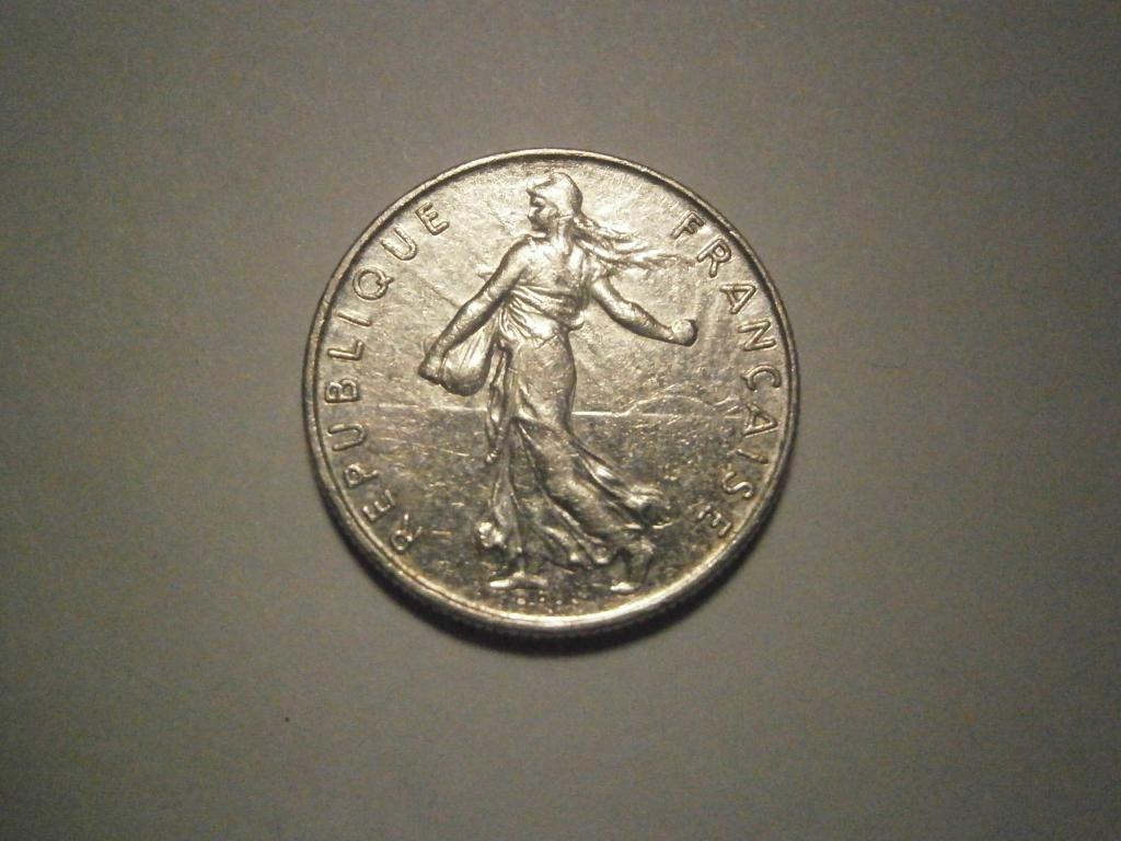 Монета. Франция 1/2 франка 1984 год. Состояние XF  Лот №94