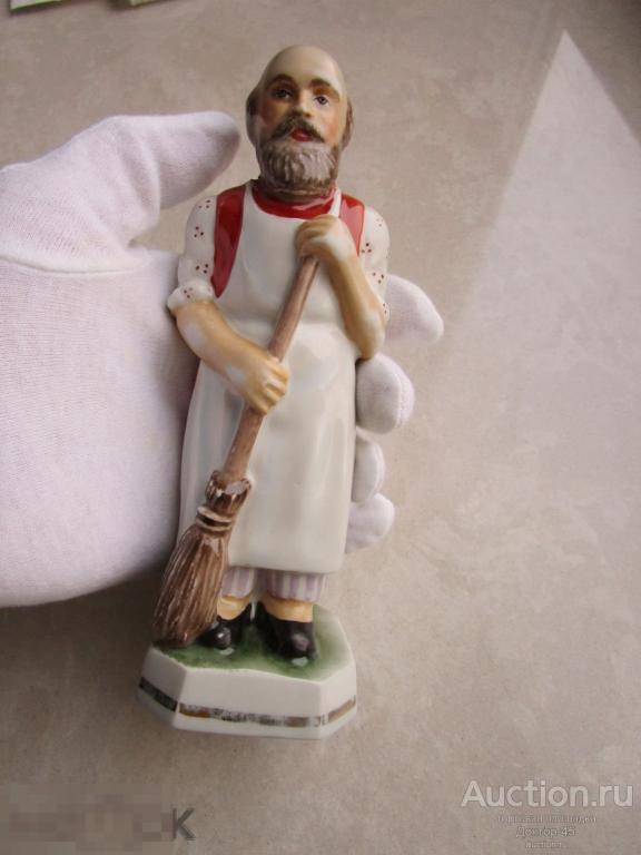 Статуэтка ,,Дворник,, Завод Сафронова. Россия 1830 - годы. См. видео.