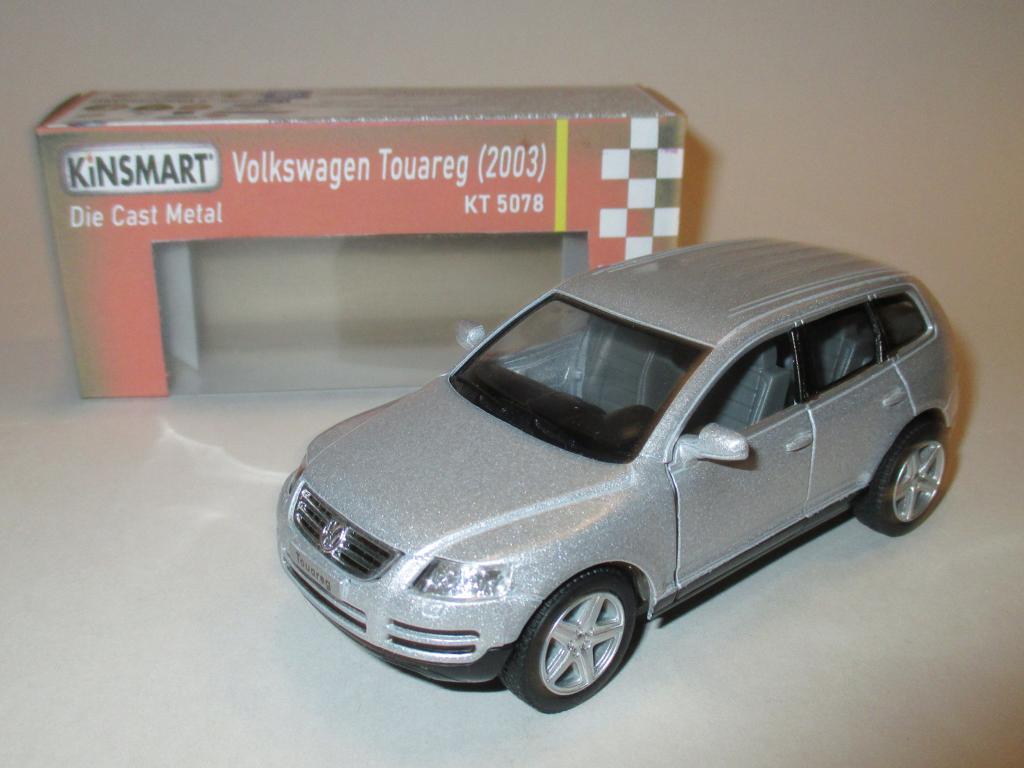 модель авто Volkswagen Touareg / Фольцваген Туарег ( Kinsmart ) Читайте Описание!!!