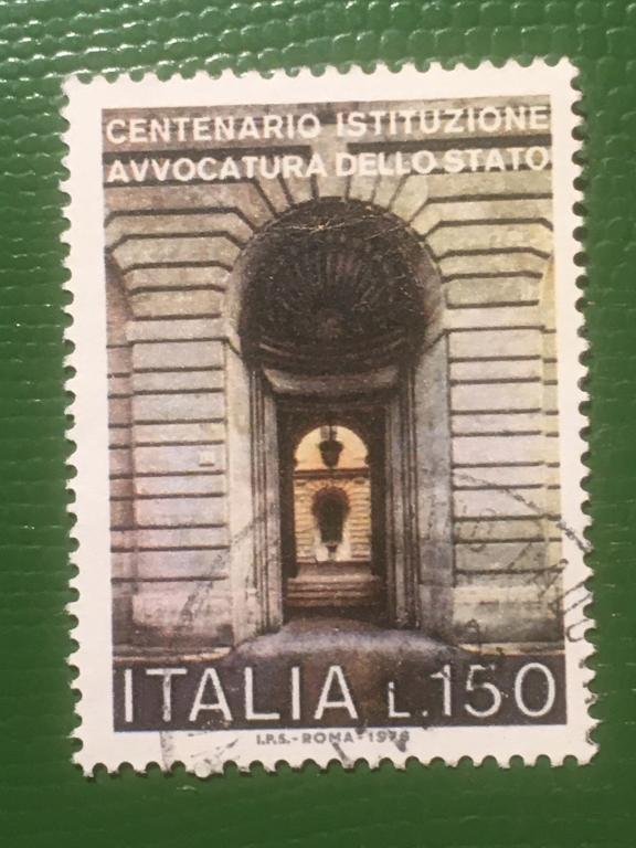 Марка. 100-летие государственной прокуратуры.  Италия. 1976 г.