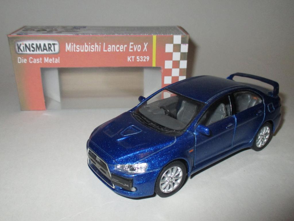 модель авто Mitsubishi Lancer Evo X / Мицубиси Лансер Эво Х ( Kinsmart ) Читайте Описание!!!