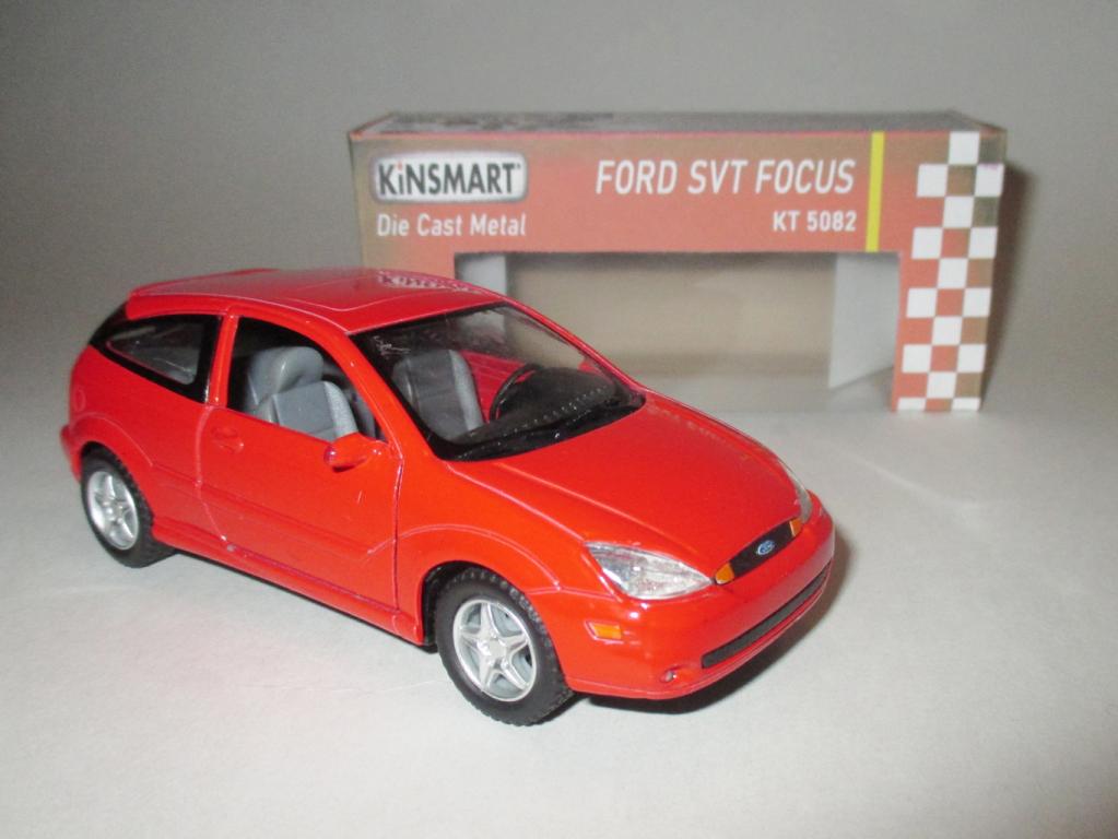 модель авто Ford Focus / Форд Фокус ( Kinsmart ) Читайте Описание!!!