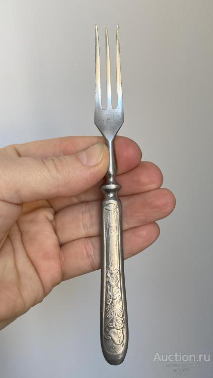 Маленькая редкая старинная вилка  ДАРЫ ПРИРОДЫ БЗ  СССР