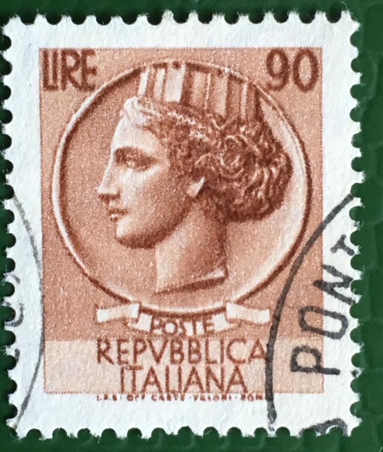 Марка. Стандартная серия.  Италия. 1968 г.