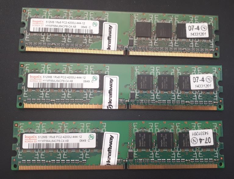Оперативная память DDR3 512 Mb набор 3 шт.