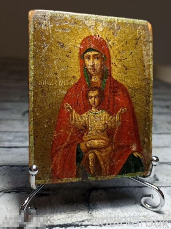 Редчайшая старинная икона Милостивая Богородица