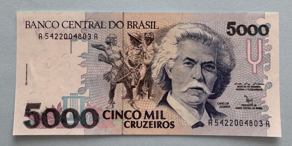 Бразилия. 5000 крузейро. 1990-1993. UNC.