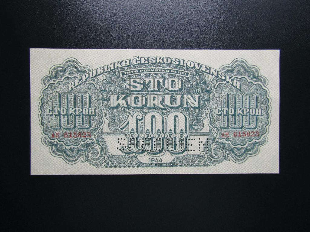 Чехословакия - 100 крон 1944г. XF. Советская военная администрация. Перфорация " SPECIMEN".