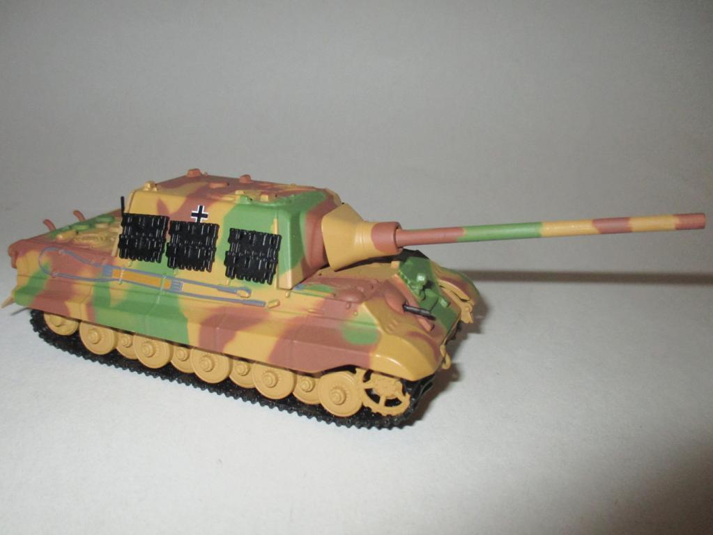 модель танк 1-72 Jagdtiger Sd. Kfz. 186 / Ягдтигер Сд. Кфз. 186  (готовая Фабричная) металл