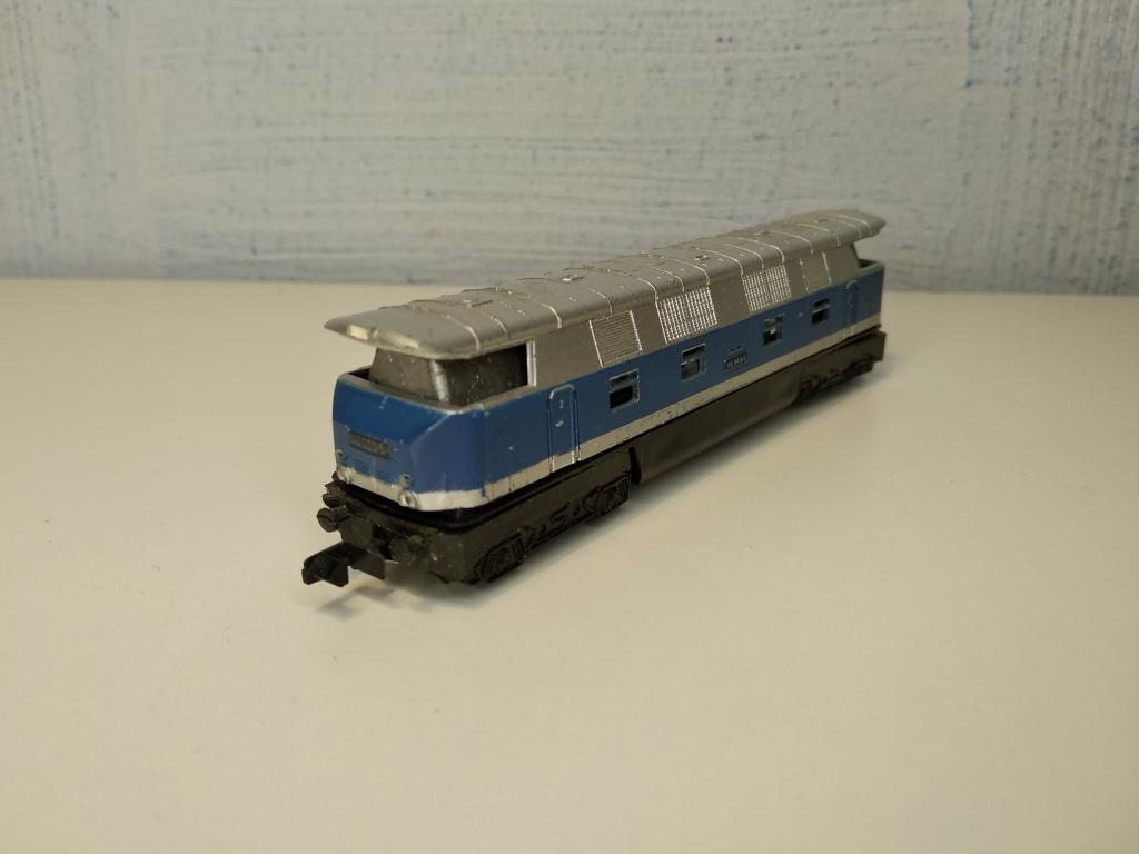 9мм.(N) Piko Тепловоз BR118 синий,без остекления