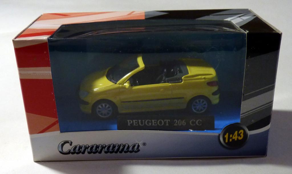 Масштабная модель Peugeot 206 CC 1:43 Cararama в коробке