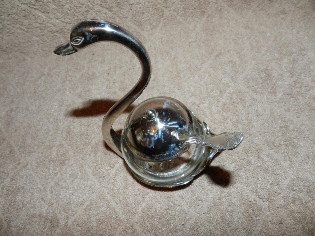 Сервировочный "ЛЕБЕДЬ" Выс.15 см. САХАРНИЦА-СОЛОНКА или ВАРЕНИЦА. (Латунь-Стекло-Мельхиор)