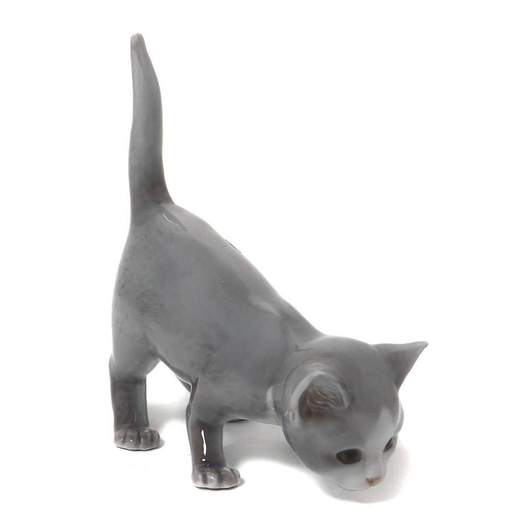 Фарфоровая фигура "Котенок". Bing & Grondahl