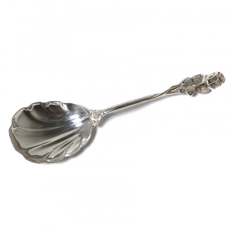 Серебряная сервировочная ложка. Швеция, 1949 год