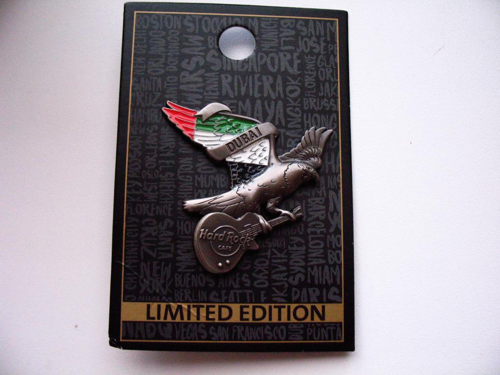 Значок Hard Rock Cafe Dubai Хард-Рок Кафе Дубай Орёл флаг гитара