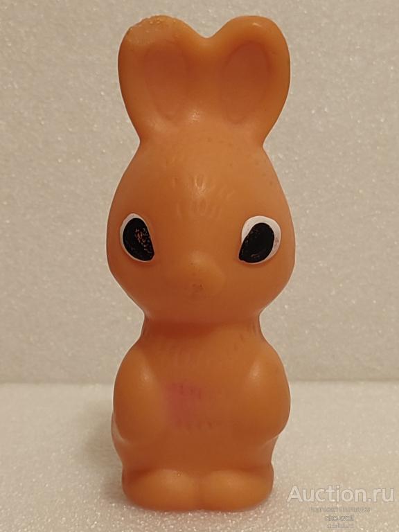 Игрушка СССР. Заяц. Зайчик. Зайчонок. Резина. Высота - 14,5 см. Винтаж.