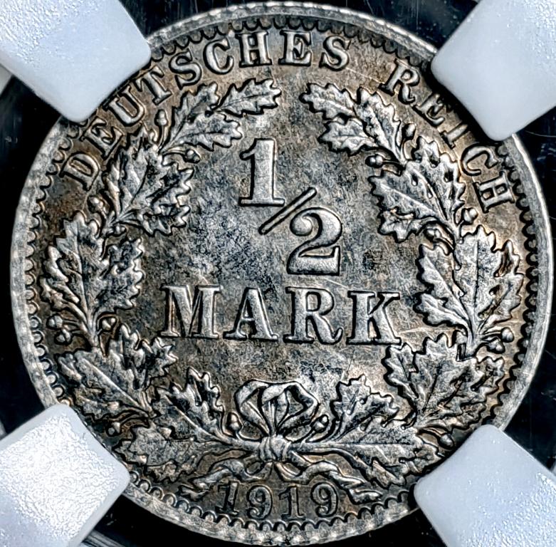 1/2марки.1919г. А. ННР MS 66