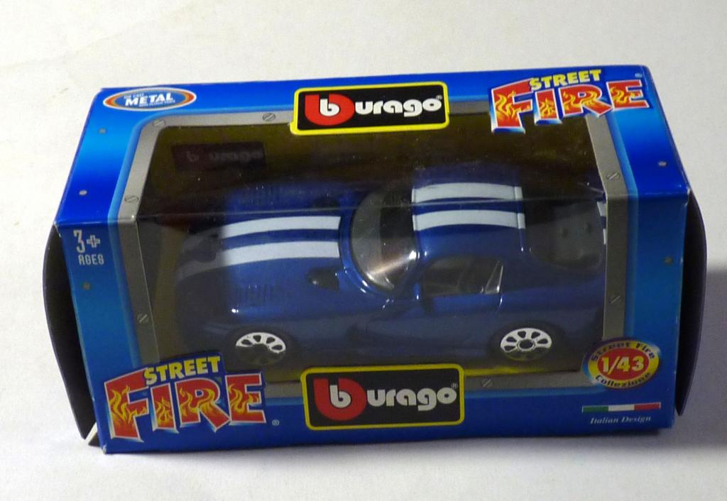 Модель Dodge Viper GTS Bburago 1:43 Burago в коробке