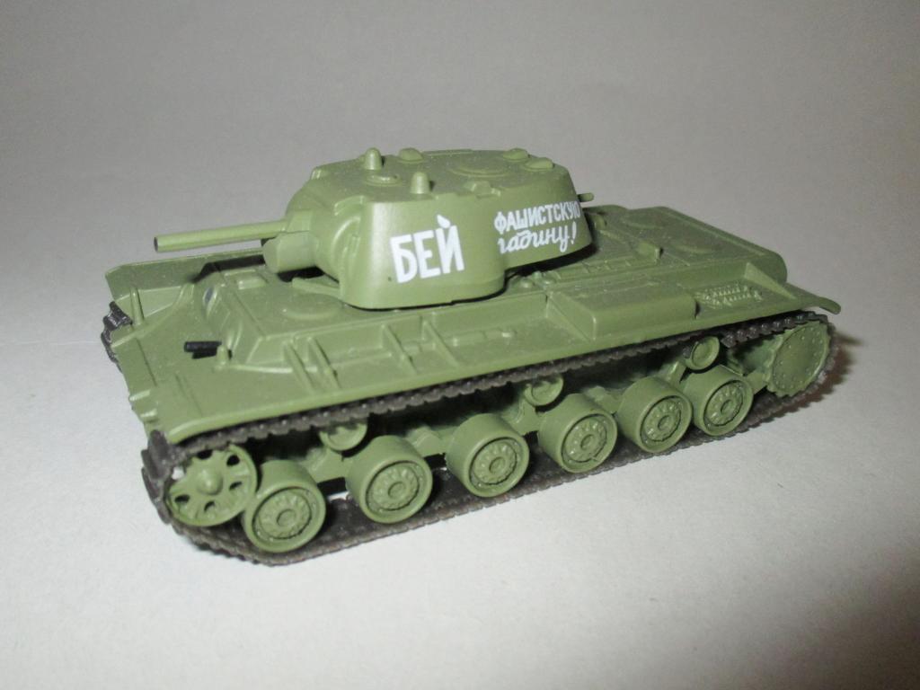 модель танк KV-1 / КВ-1 Клим Ворошилов (готовая Фабричная 1/72 ) Читайте Описание!!!