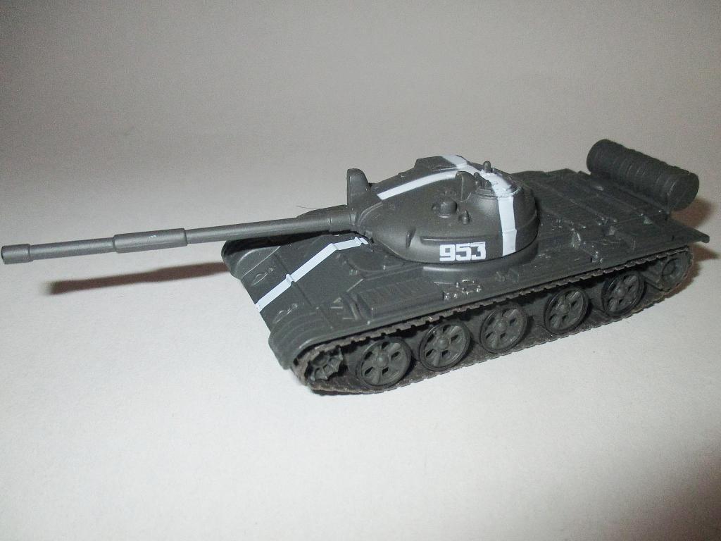 модель танк Т-62 (готовая Фабричная 1/72) Читайте описание!!!