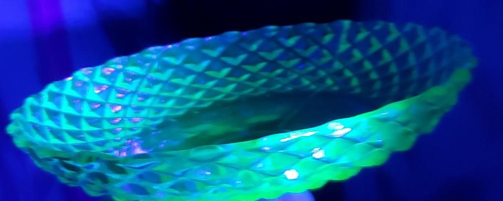 Ваза, урановое стекло, до 1917 г., не частая