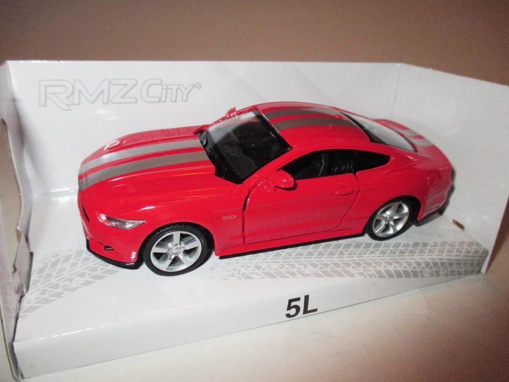 модель авто Ford Mustang / Форд Мустанг (RMZ MSZ) Читайте описание!!!