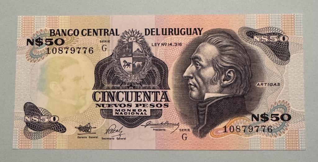 Уругвай. 50 песо. 1988-1989. UNC.