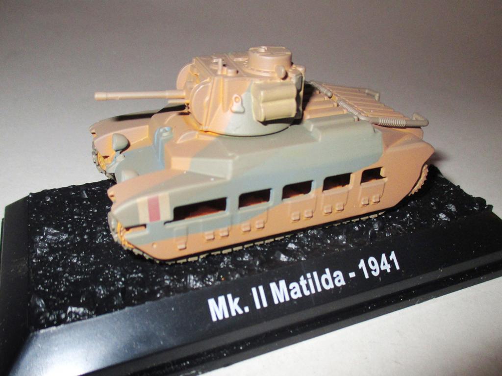 модель танк Mk. 2 Matilda 1941 / Матильда (готовая 1/72) Читайте описание!!!