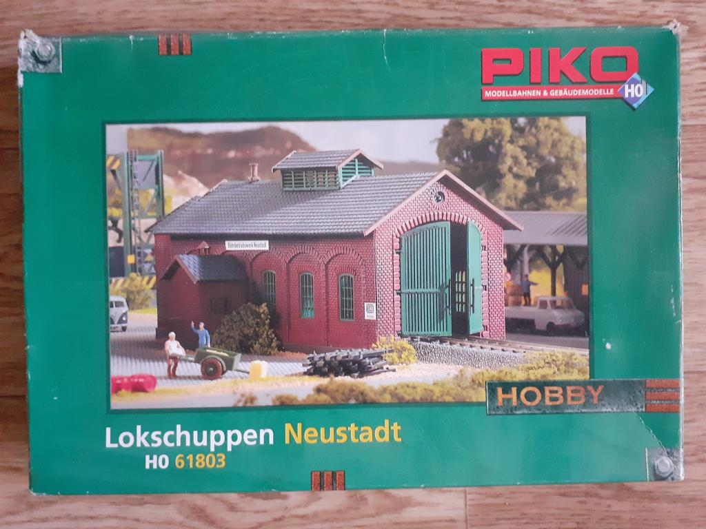 16мм.(HO) Коробка от депо Piko 61803