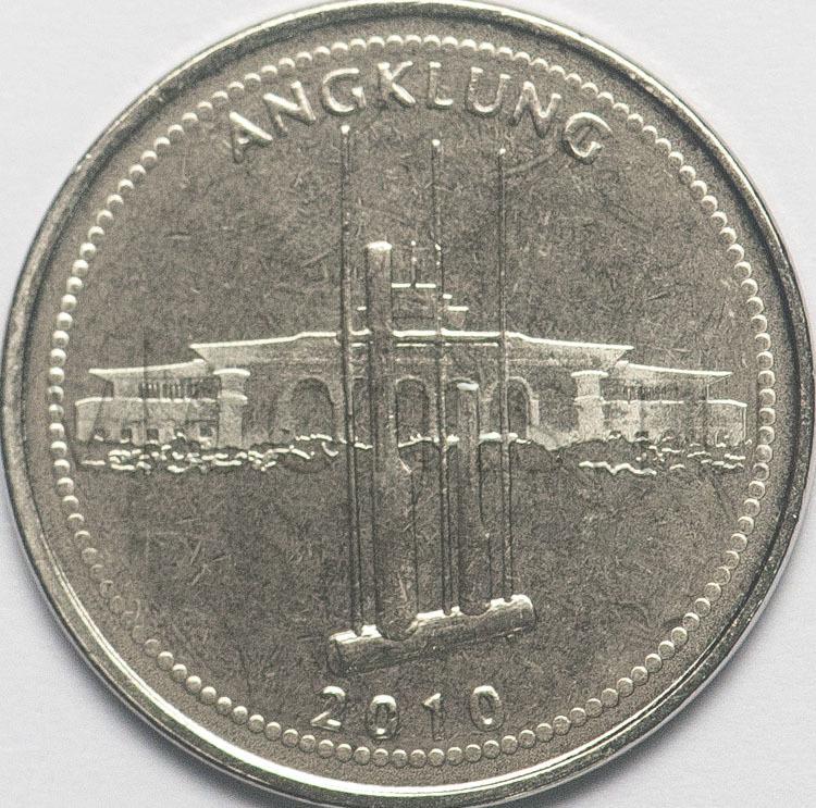 Индонезия 1000 рупий 2010 Музыкальный инструмент Ангклунг UNC 71121