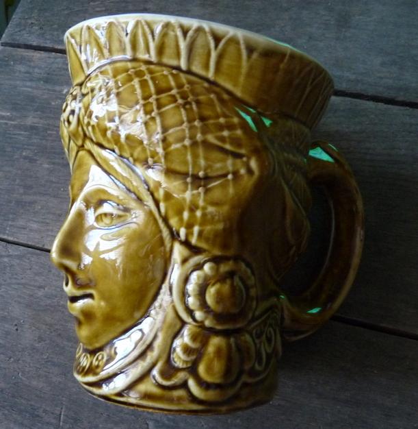 Кружка пивная Шамаханская царица з-д Изолятор обливная керамика СССР