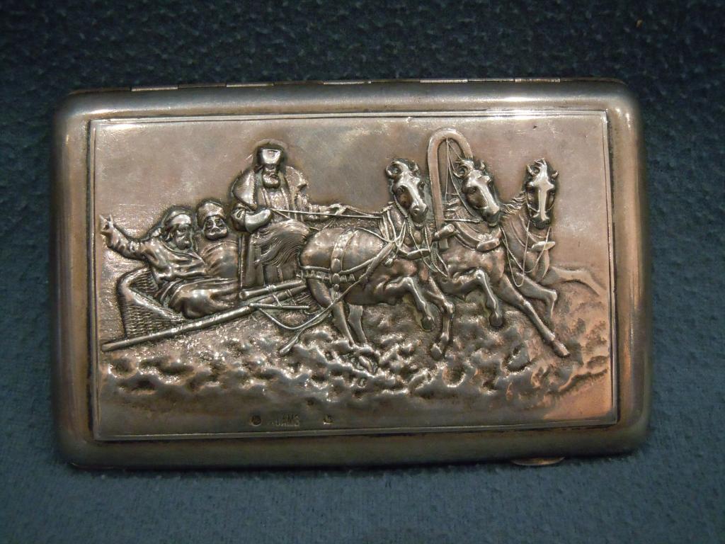 Портсигар "Зимняя тройка", серебро 84 проба, 201,08гр
