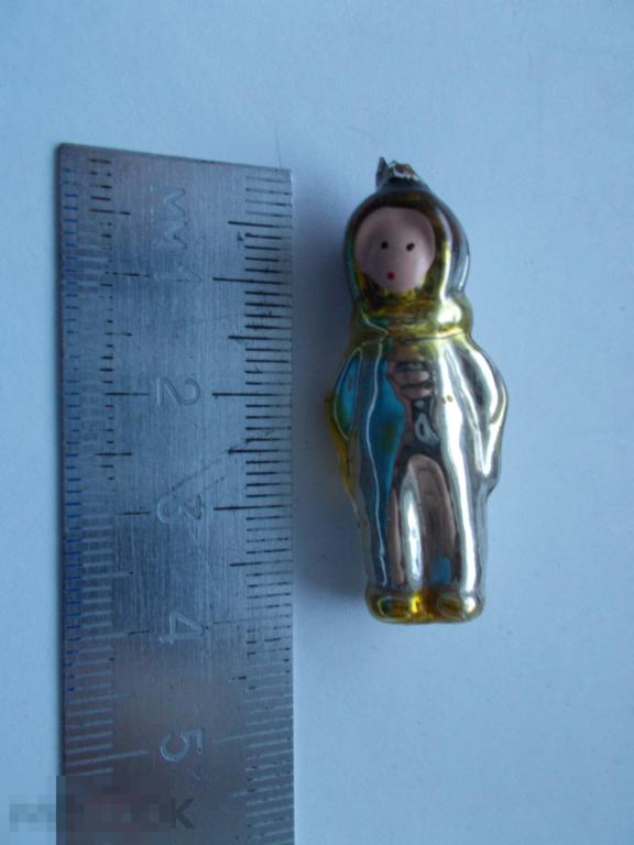 Мини-игрушки. Космонавт. 4 см.