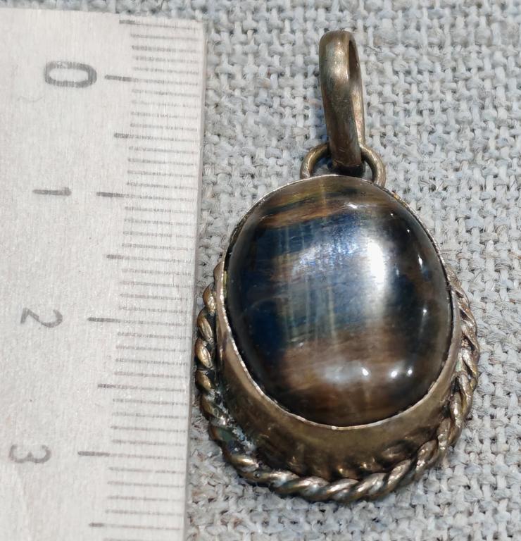 Кулон с камнем, сохранность на фото, Винтаж СССР.