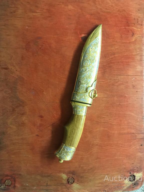 Нож сувенирный златоуст дамасская сталь "волк"