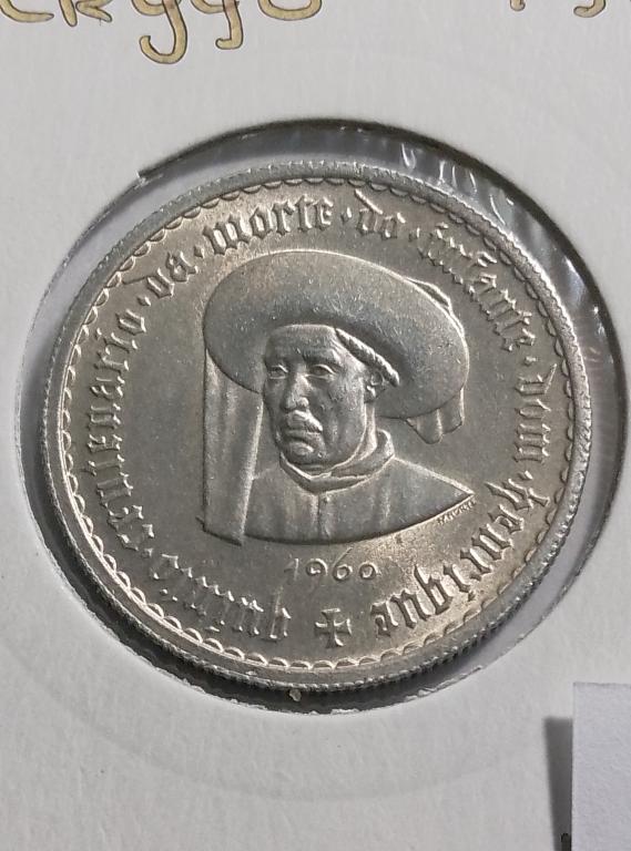 Монета Португалии 5 эскудо 1960 года , Серебро .