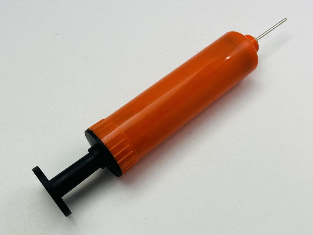 Насос для мячей. Оранжевый 