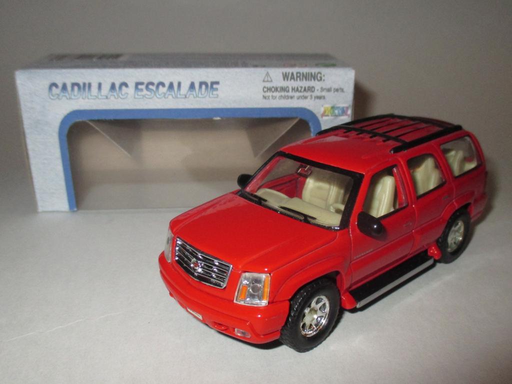 модель авто Cadillac Escalade / Кадилак Эскалейд (WELLY) Читайте описание!!!