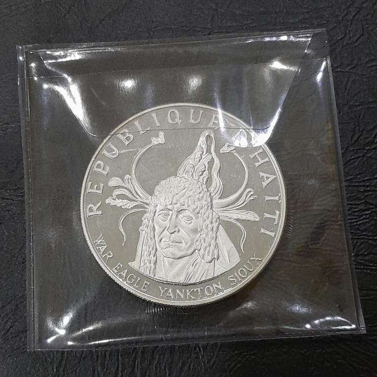 10 гурдов 1971 год Гаити ( Вожди Сиу - Боевой орёл).