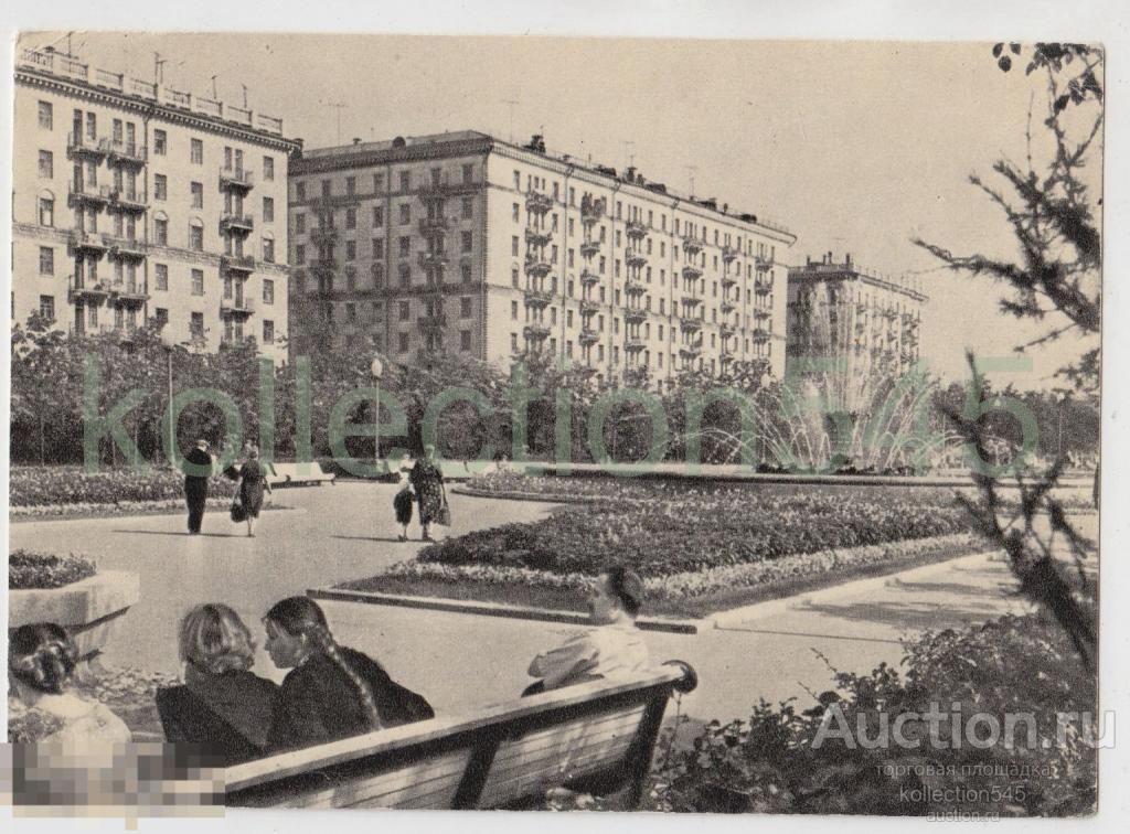 Москва Сквер на Ново-Песчаной улице.