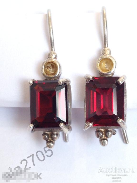 Серебрянные серьги, 925, камень, СССР.
