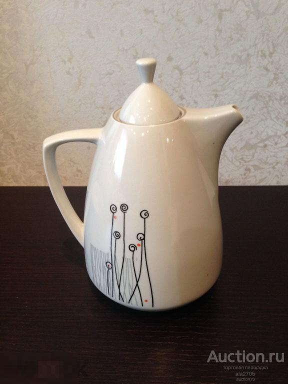 Кофейник от Кофейного сервиза AUSMA, Анастасия Зументе, 1960 годы