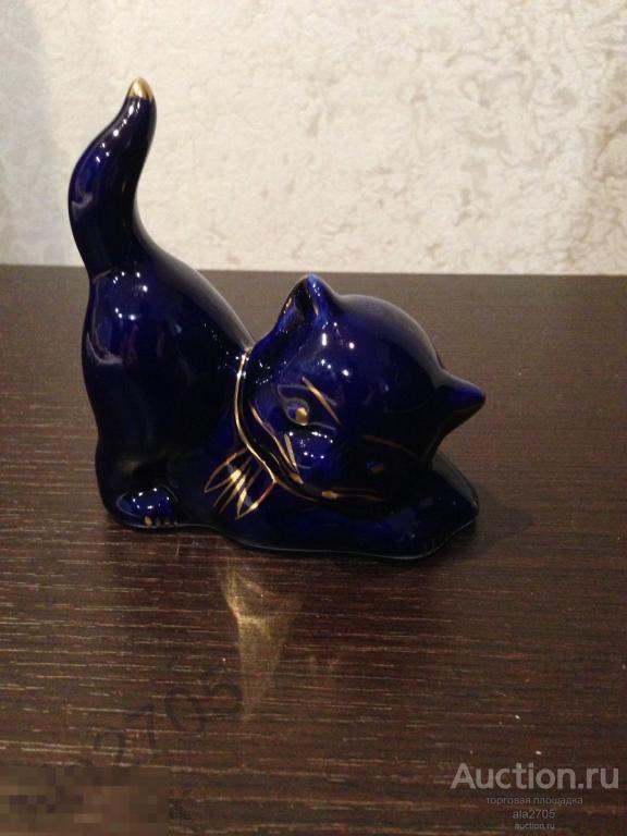 Фарфоровая статуэтка Кошка кобальт,Румыния 70г.
