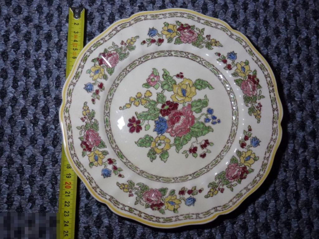 ТАРЕЛКА ЦВЕТЫ THE CAVENDISH ROYAL DOULTON ENGLAND