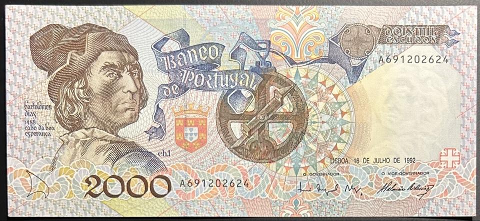 Португалия 2000 эскудо 1992 год аUNC