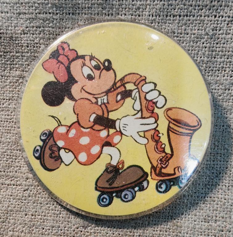 Мики (Мини) Маус играет на саксофоне, сказка, мультфильм, Детские СССР.