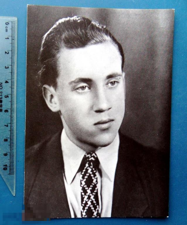 артисты кино ВЛАДИМИР ВЫСОЦКИЙ 1988 Z6 9 люкс!!!